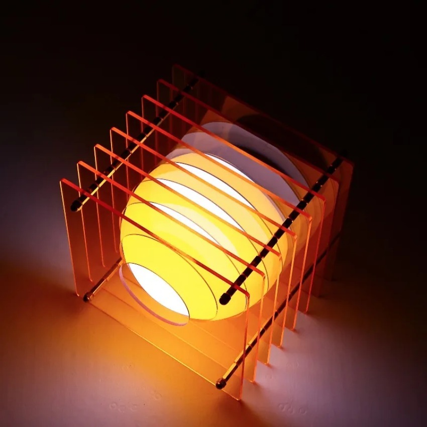 Lampada a mille strati in acri - Smart Home Room recensione e prezzo